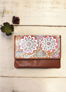 CLUTCH-SLING/BLOOM – LIGHT BROWN