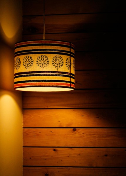 CYLINDER HANGING/ TREE AND STRIPES