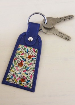 KEY RING-FOLIAGE